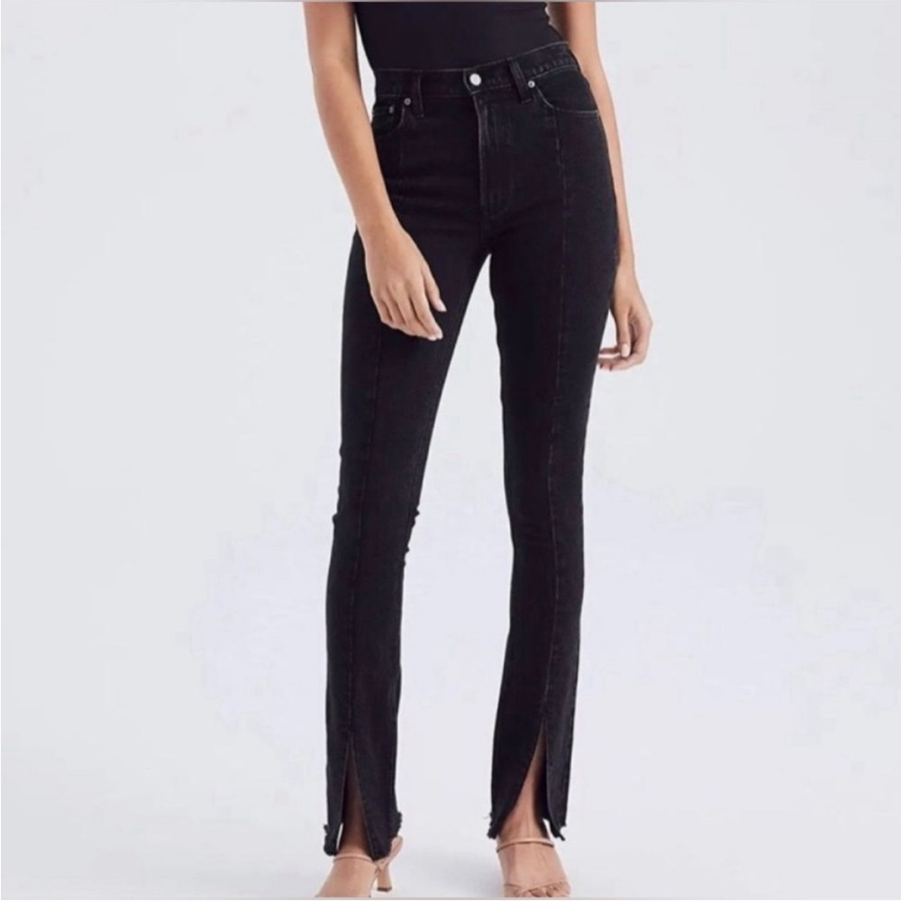Abercrombie the high rise skinny with cut out on bottom in black